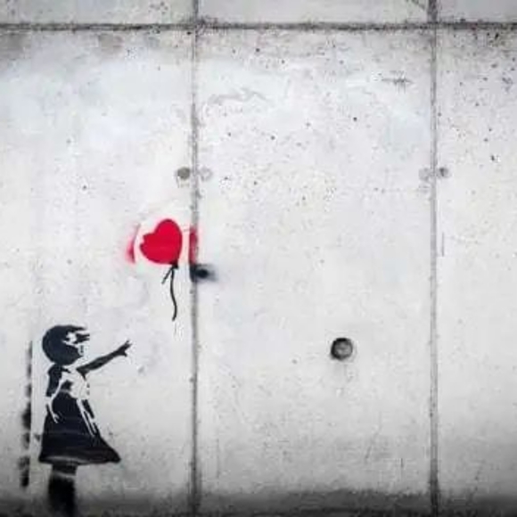 Meet your Posher, Lucy - Picture 1 of 1